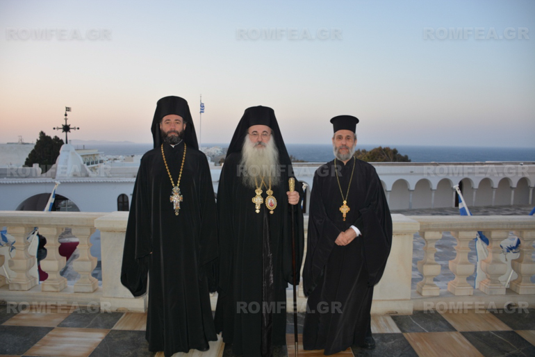 xristianoupoleos tinos 1