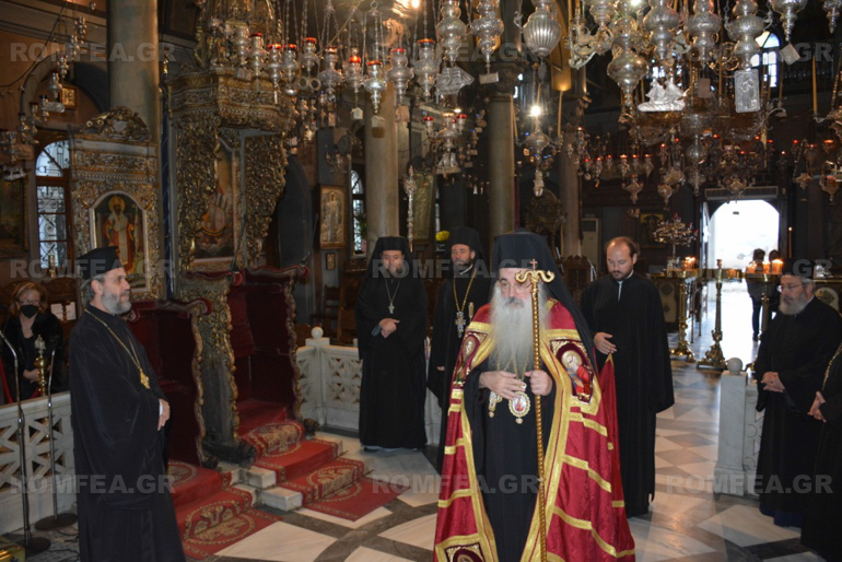xristianoupoleos tinos 1