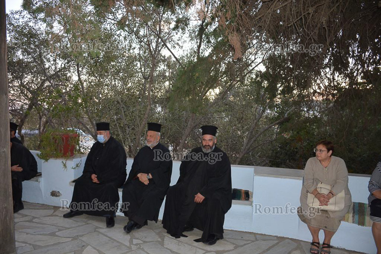 katixitiko tinos 2