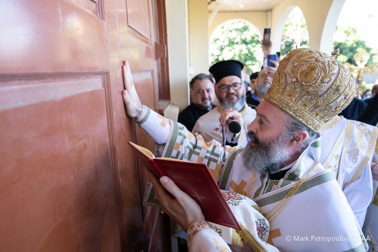 melbourni makarios 12