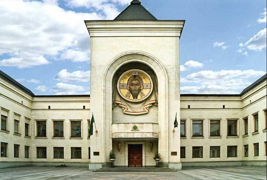 moni daihl