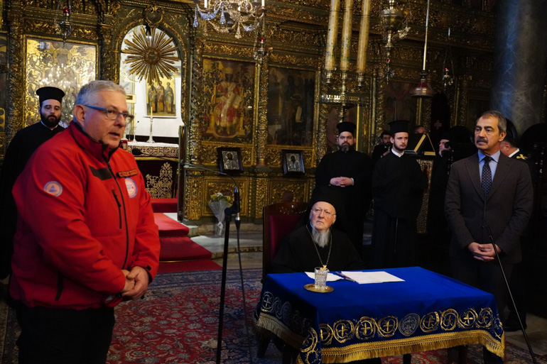 patriarxiko trisagio seismos 2