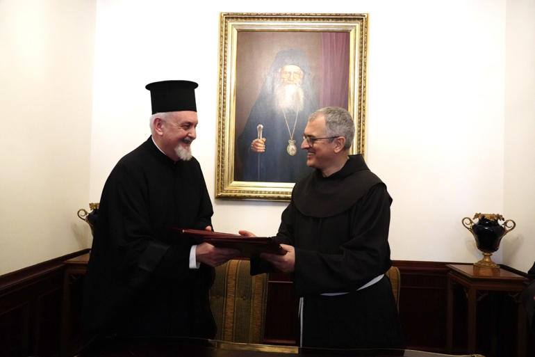 paraxorisi naos 1