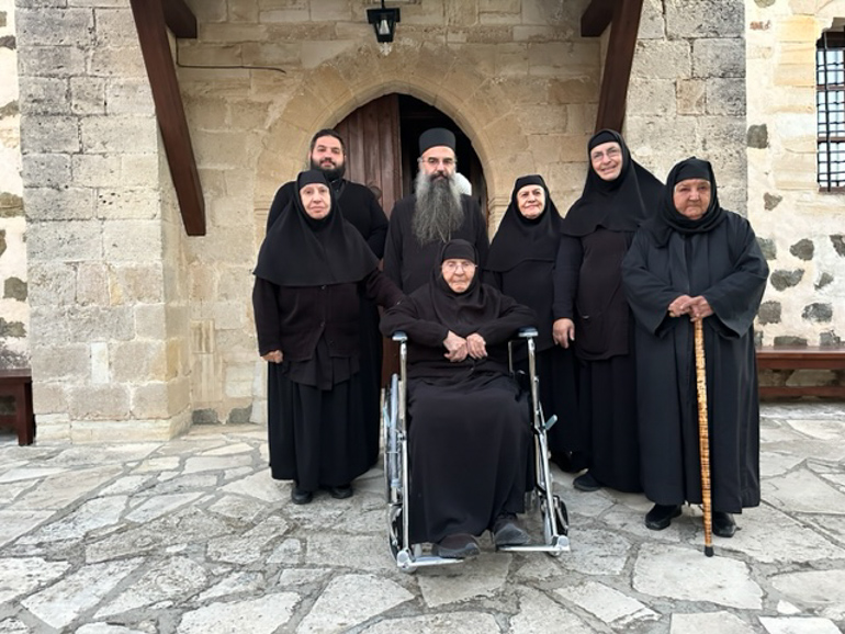 konstantianis tamasou 2
