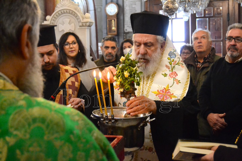 ag trifonos tinos 16