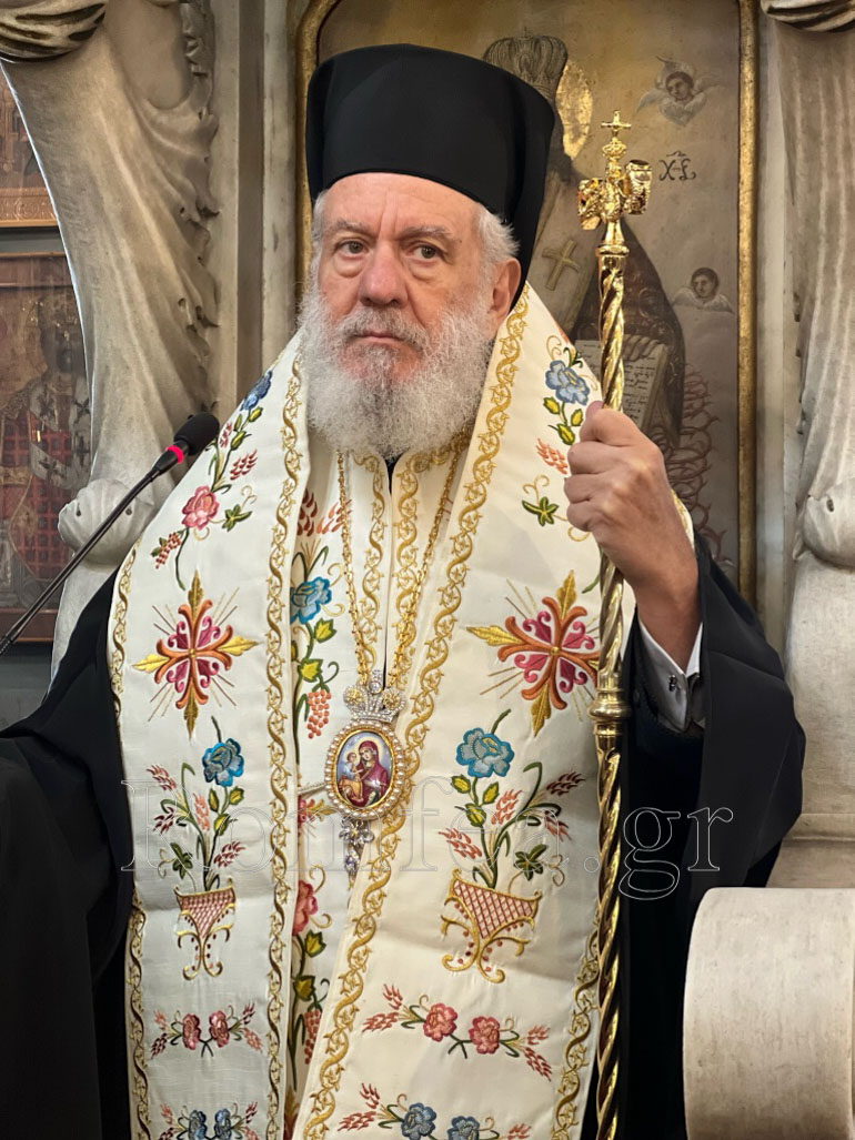 ag trifonos tinos 1
