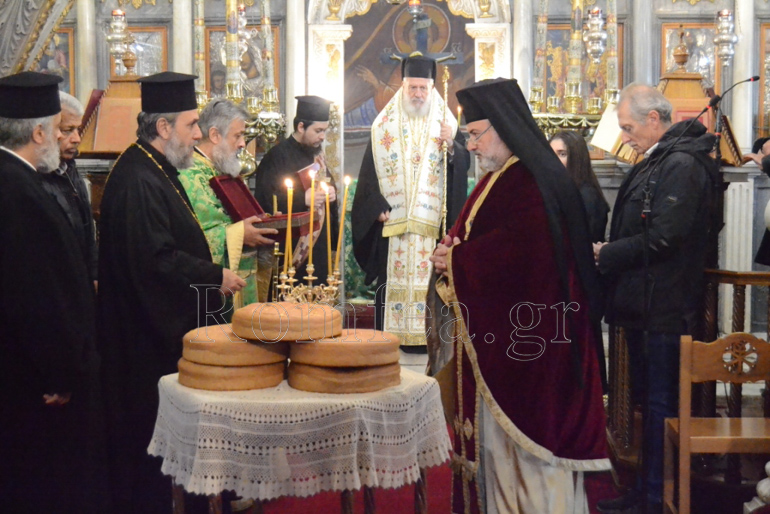 ag trifonos tinos 1