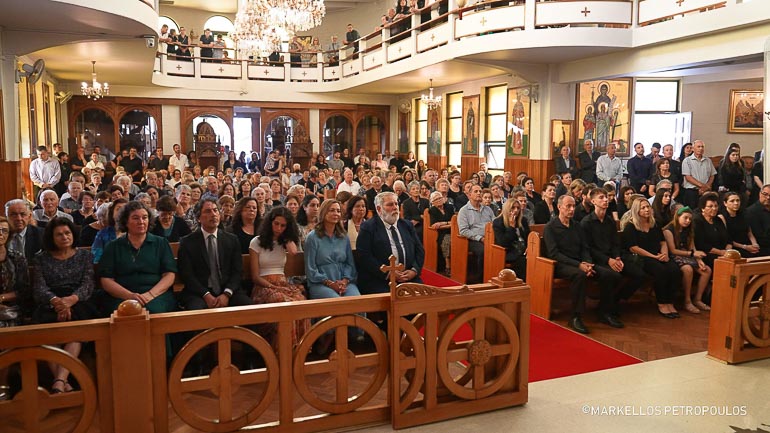 pnebmatikos aus 1