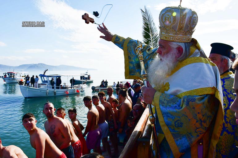 theofaneia nea kios 1