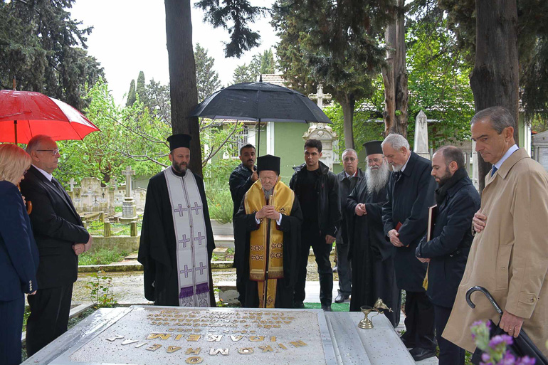 nikomidias mnimosino 15