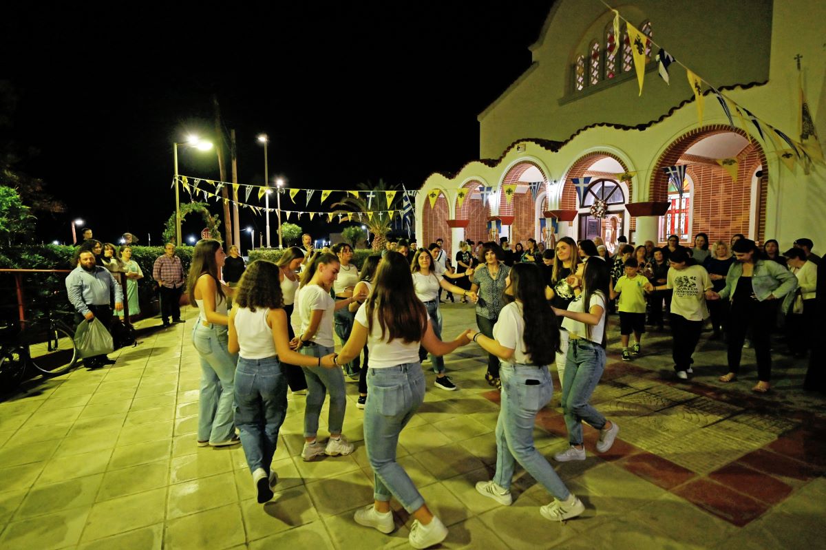 ekdilwsi.gymnasiou.gaziou 1