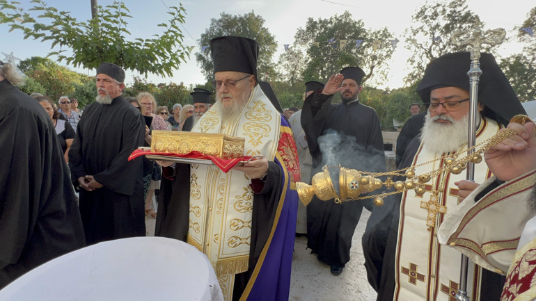xania ipodoxi lipsano 1