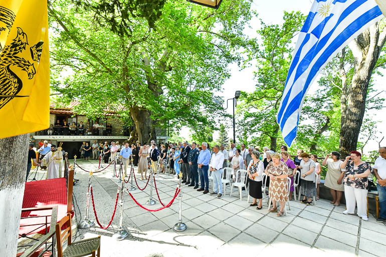 ag triada serres 1