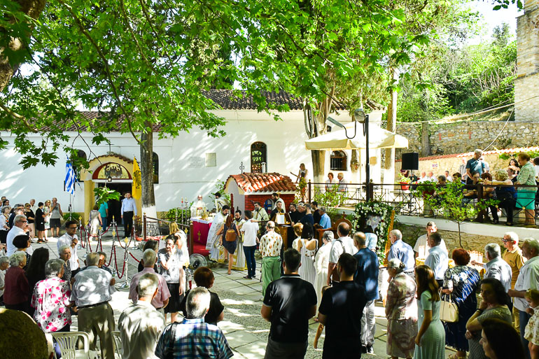 ag triada serres 1