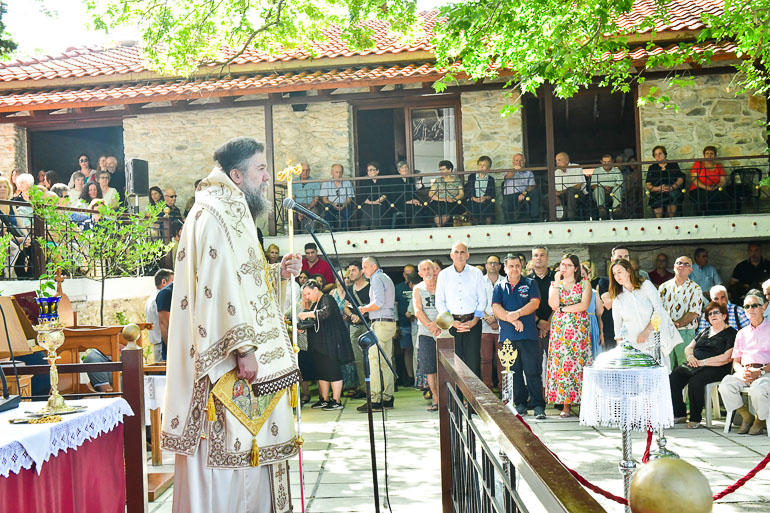 ag triada serres 1