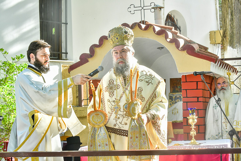 ag triada serres 1