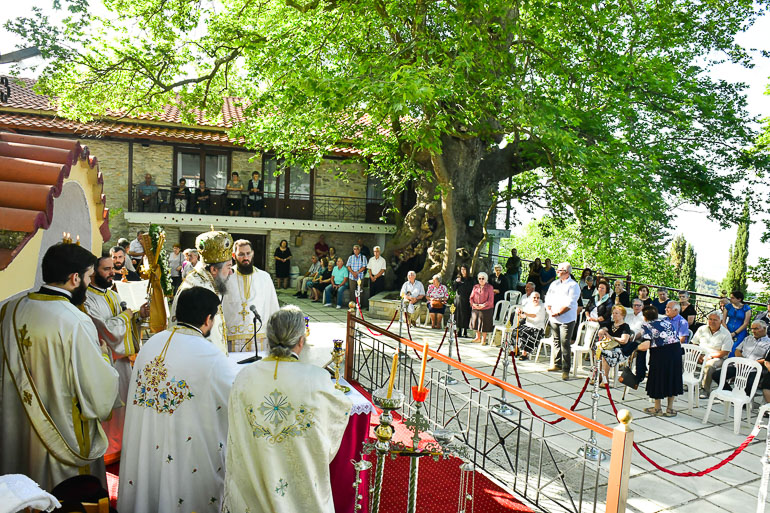 ag triada serres 1