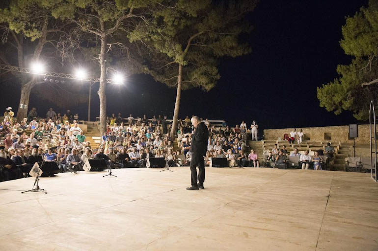 theatriko rethimnis 01