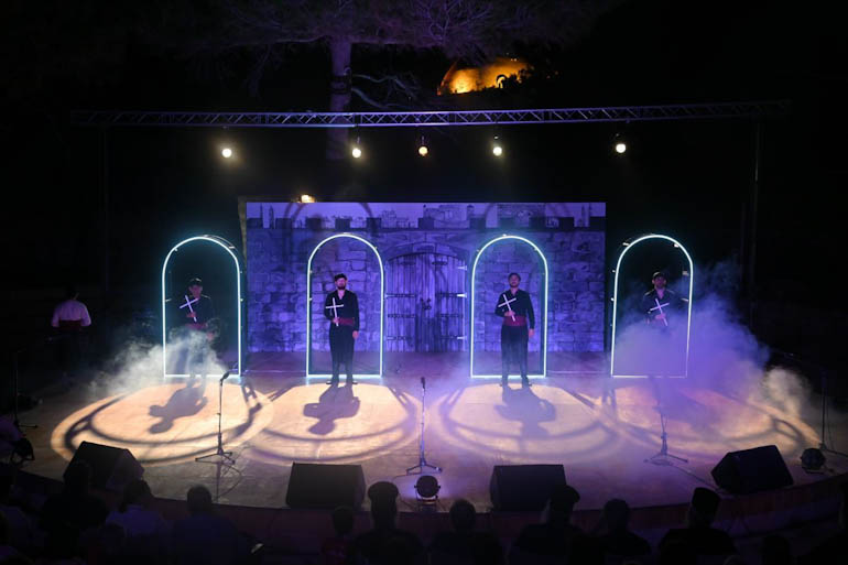 theatriko rethimnis 01