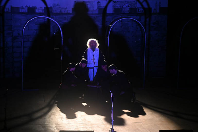 theatriko rethimnis 01