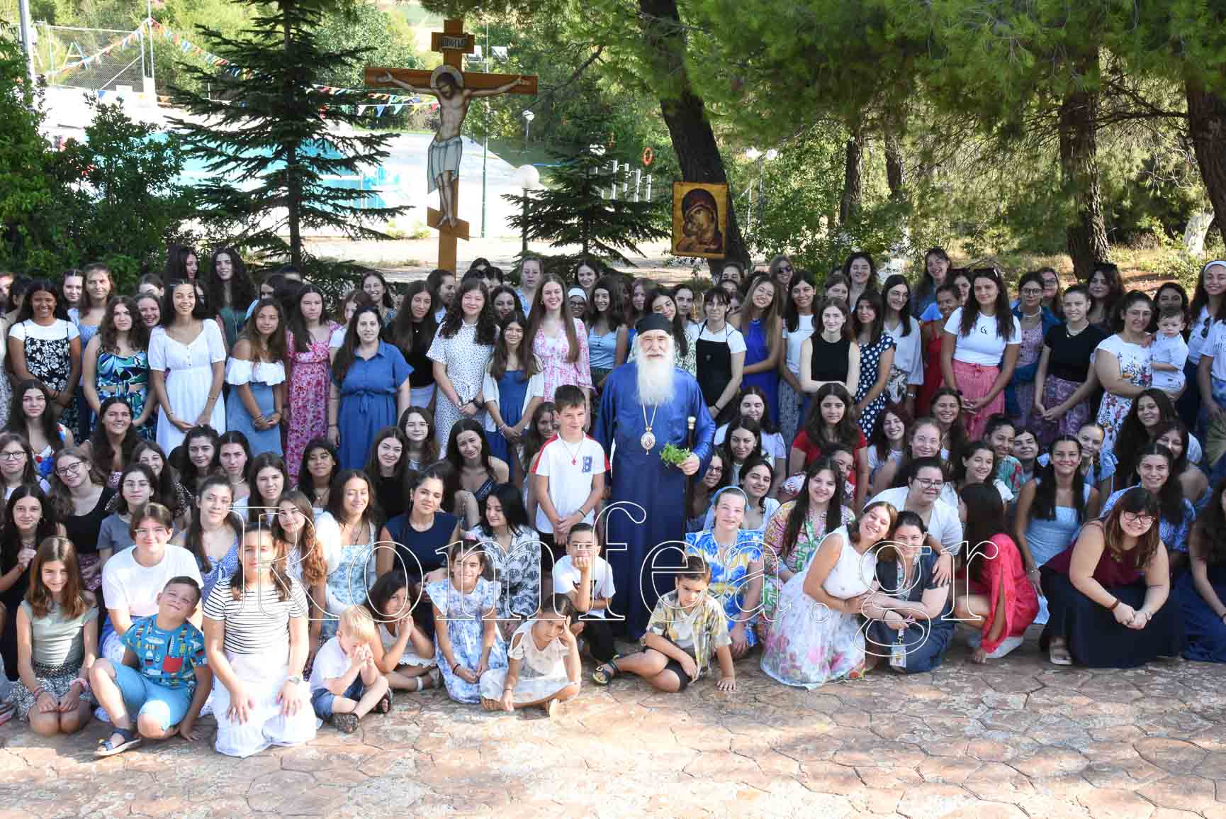 kataskinosi foitiries 18