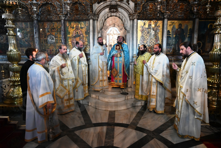 ag artemios tinos 1