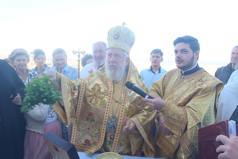 thuranoixia parekklisiou 1
