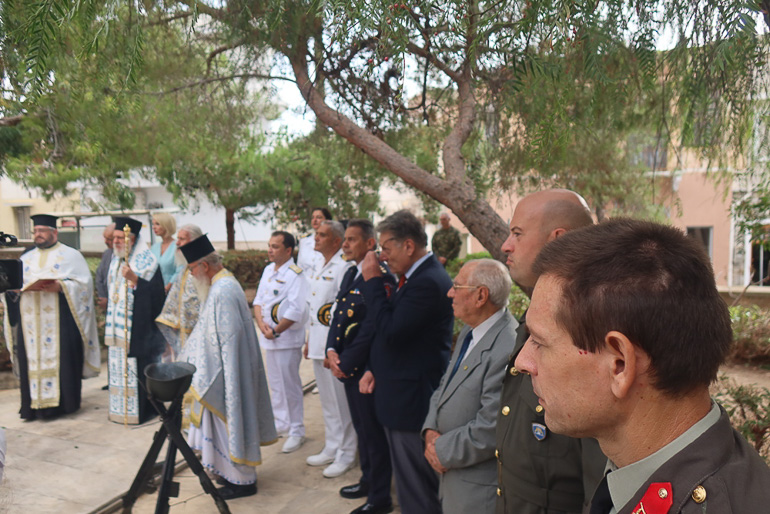 doxologia syros 1