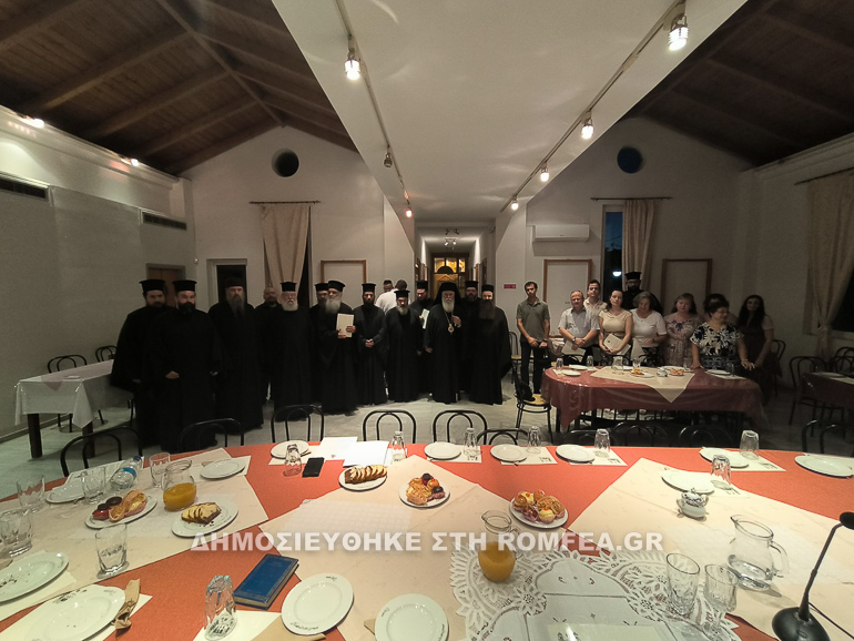 sinantisi katixites 2