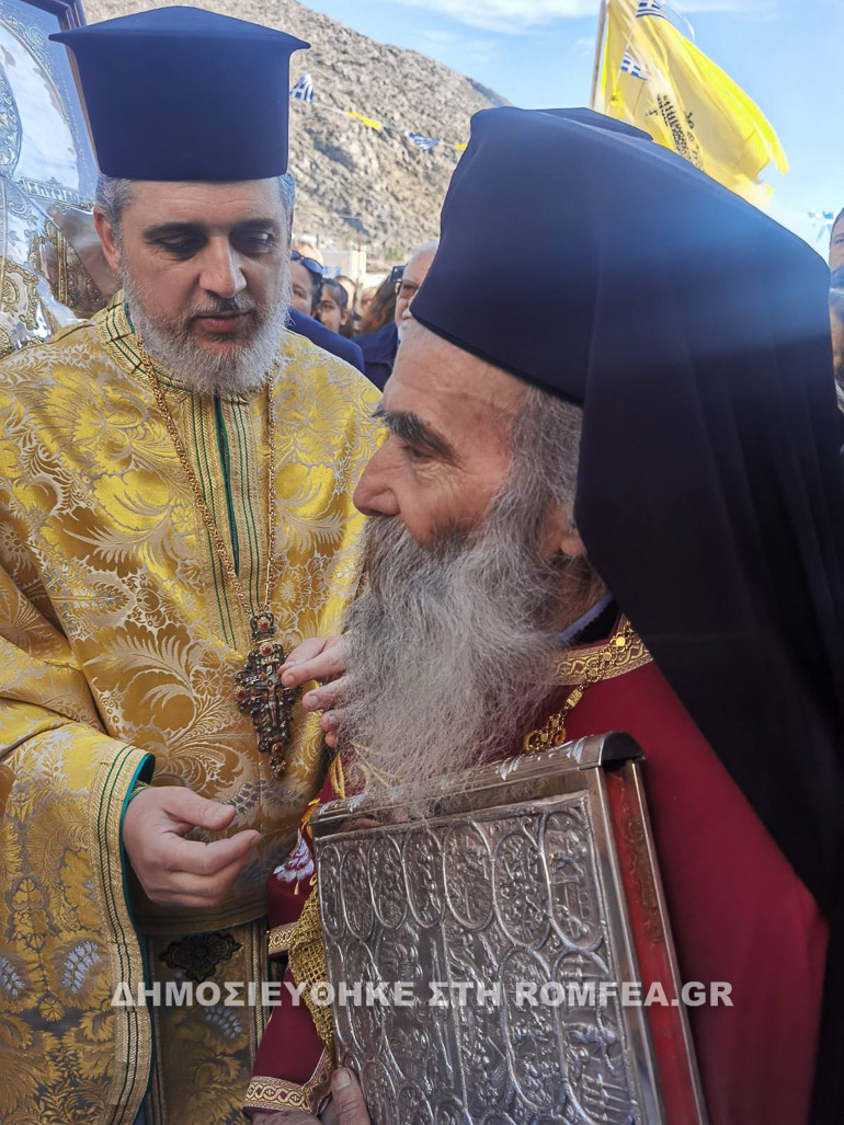 emporeio santorinis 1
