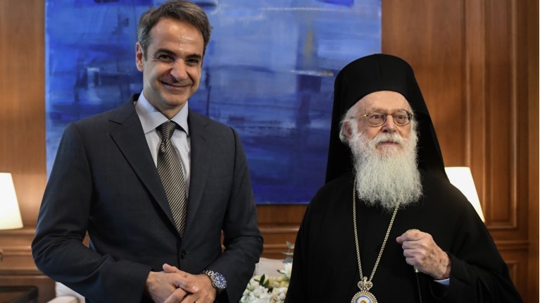 mitsotakis albanias