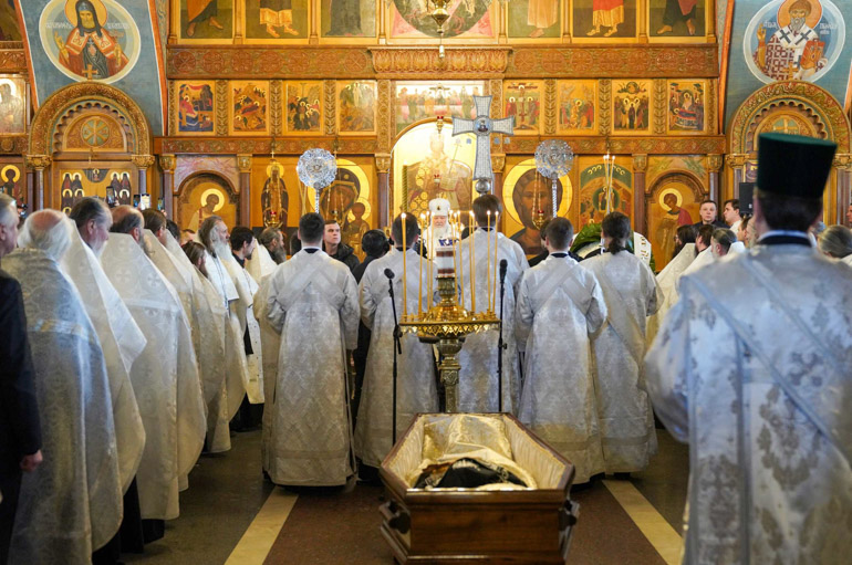 exodios gerontos ilia 1