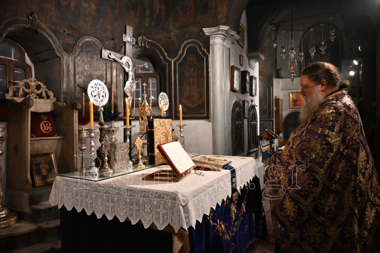 kataniktos tinos xrisostomos 1