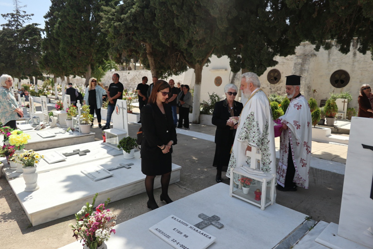 apokathilosi syros 1
