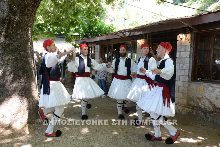 derkon zoumpata 1