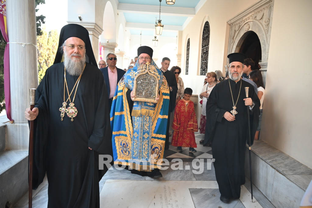 teleutaia paraklisi tinos 5