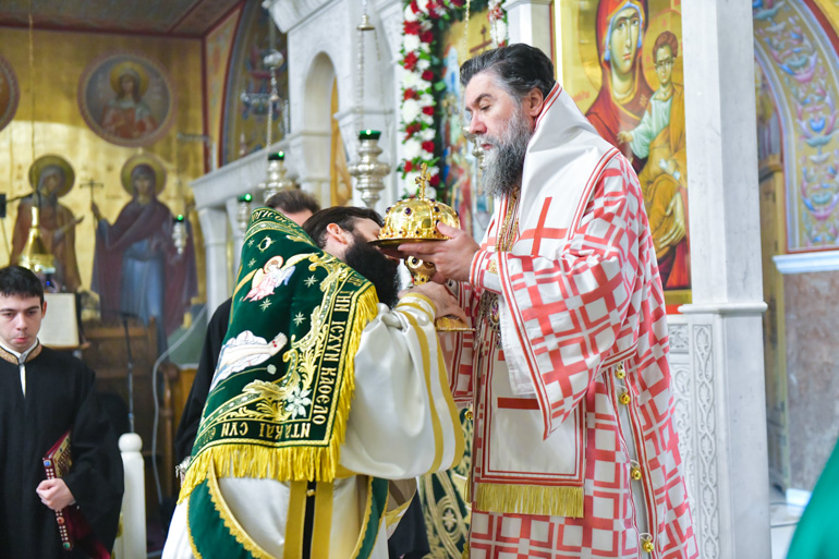 ipsosi serres 1