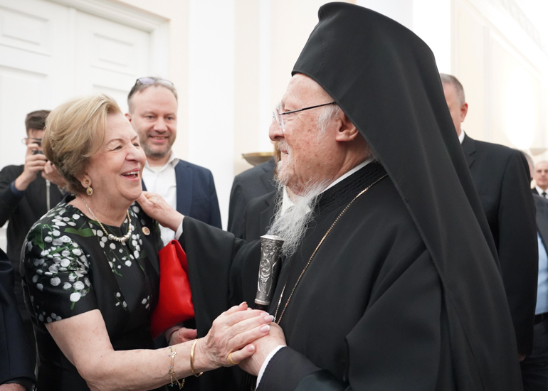 oikoumenikos presbeia roumania 1