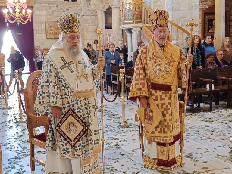 paroikia 1