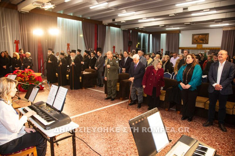 xmas ekdilosi xalkida 1