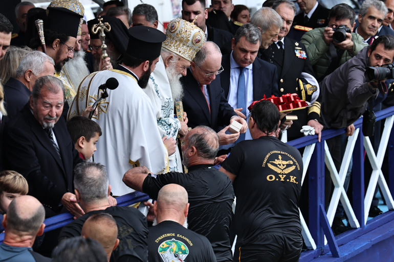 theofaneia peiraias 1