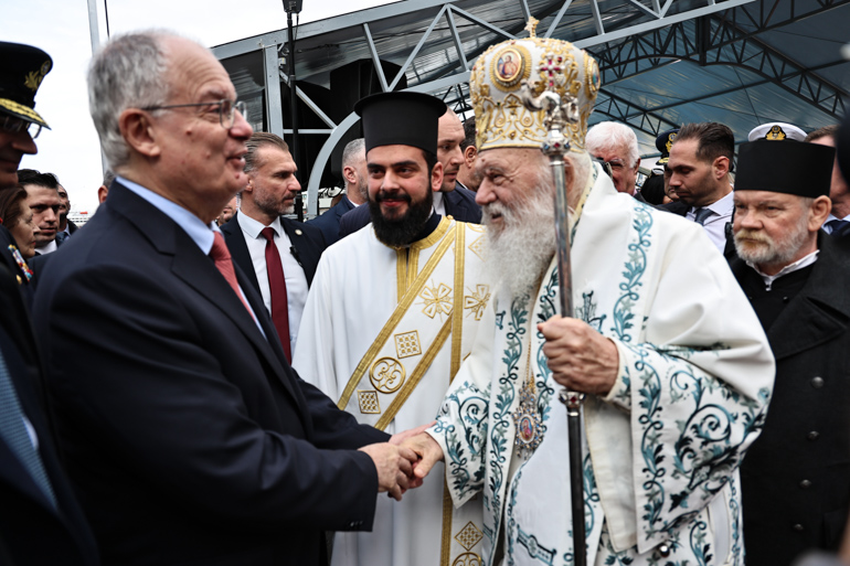 theofaneia peiraias 1