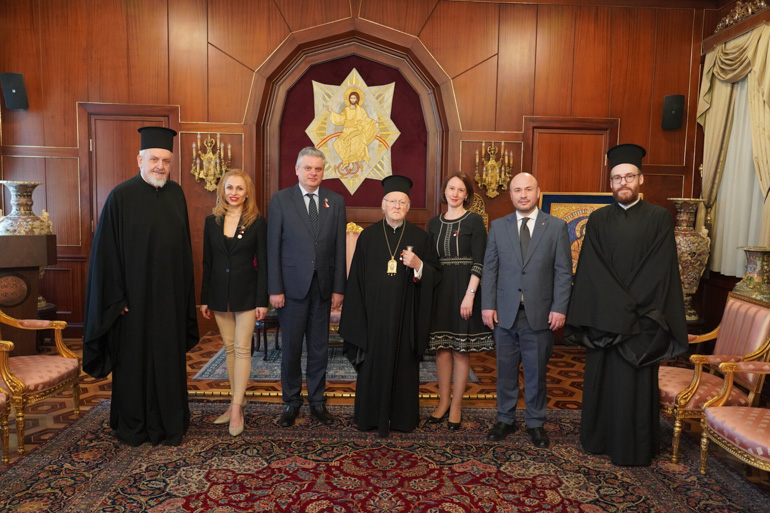 presbeis fanari 1