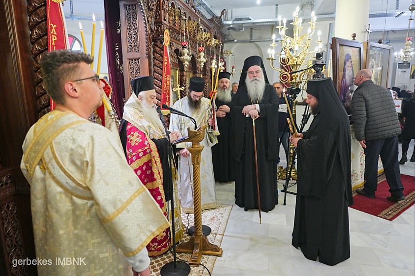 Laodikias Ag Loukas koura