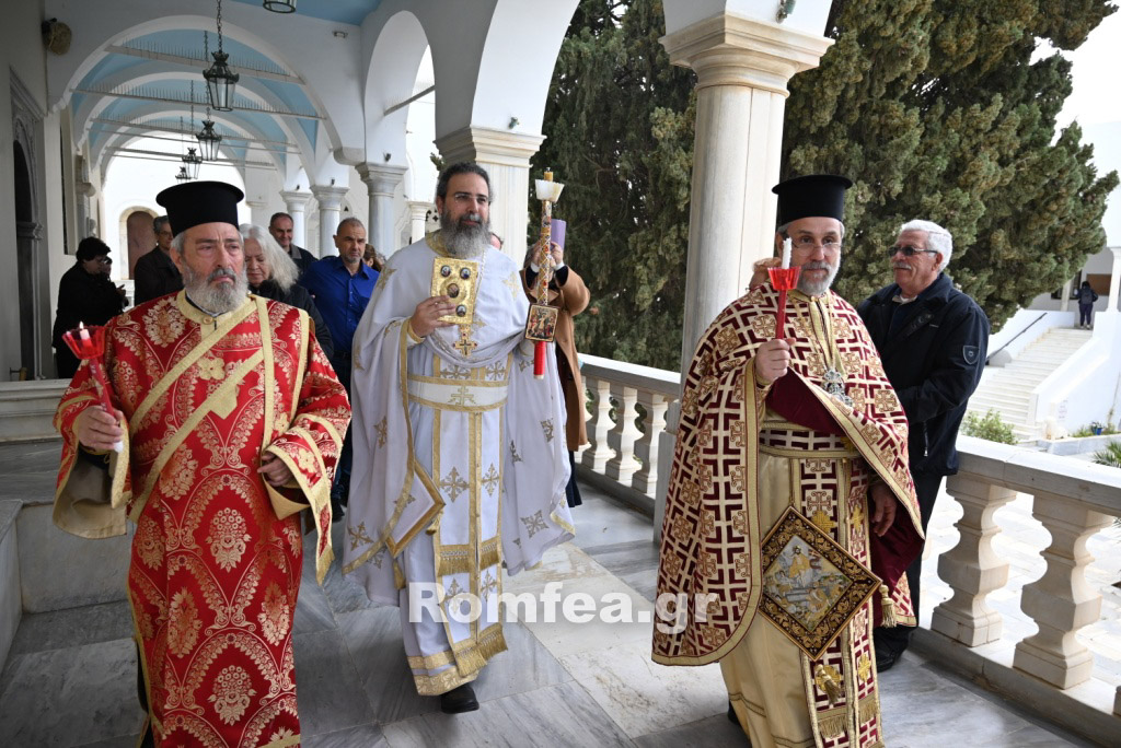 tinos zoodoxos pigi 50