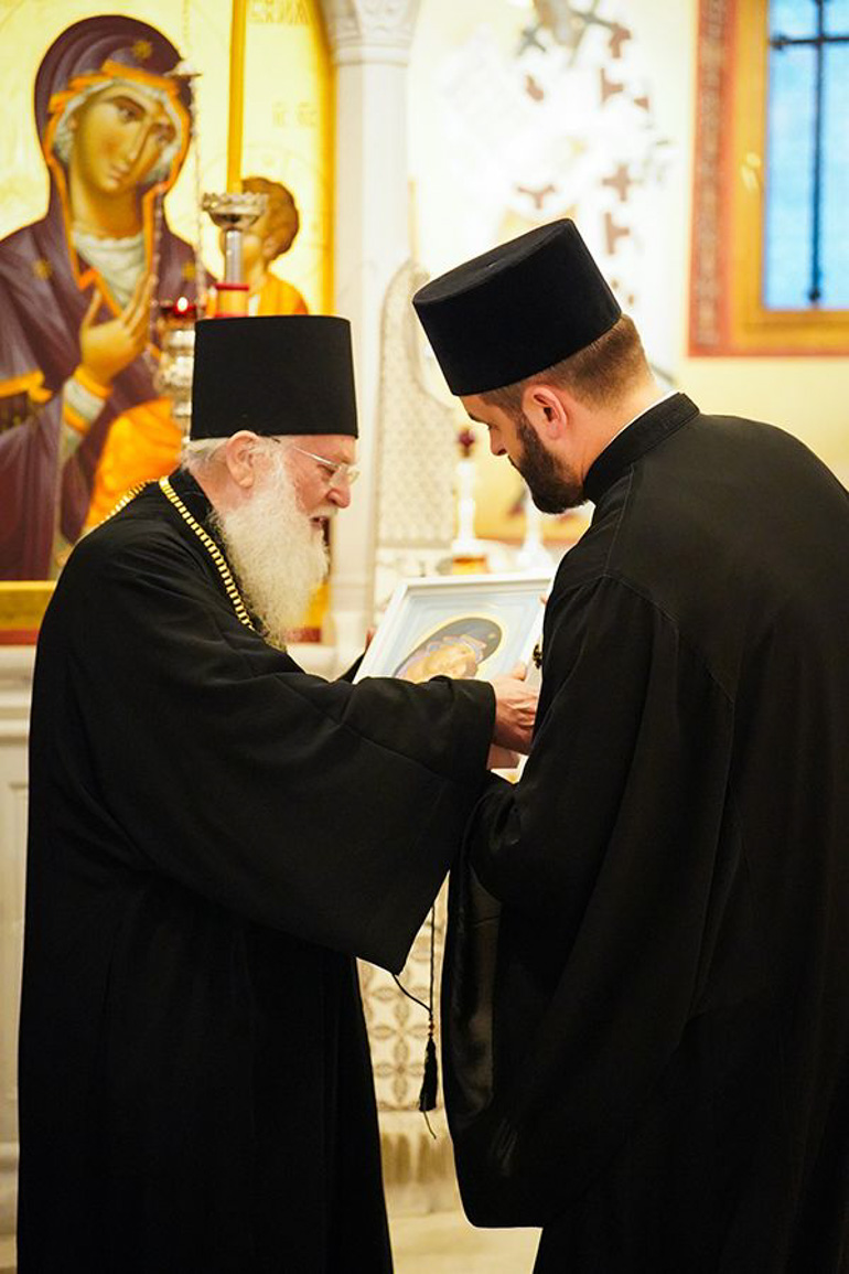gerontas agios savvas 1