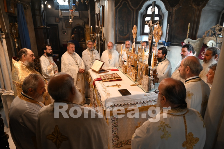 agiou dorotheou tinos 12