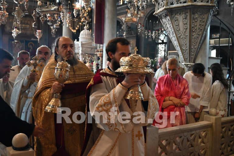 agiou dorotheou tinos 16