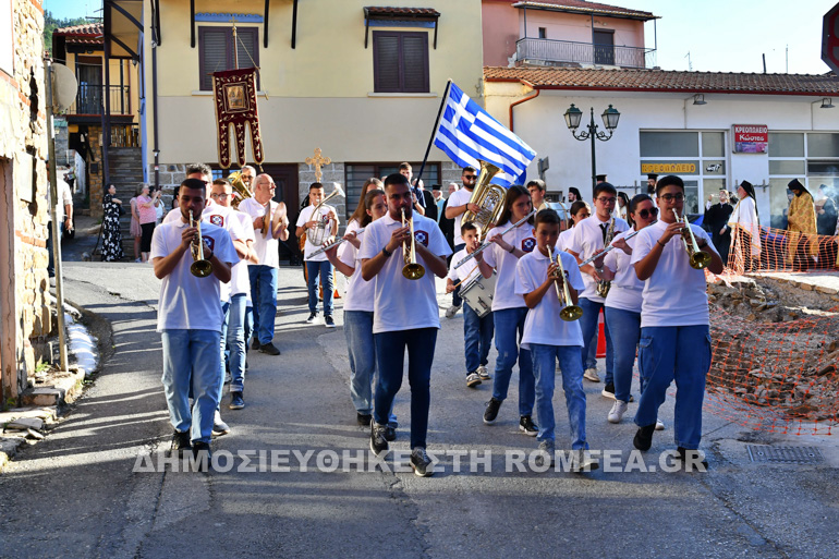 arnaia ipodoxi klisoura 8