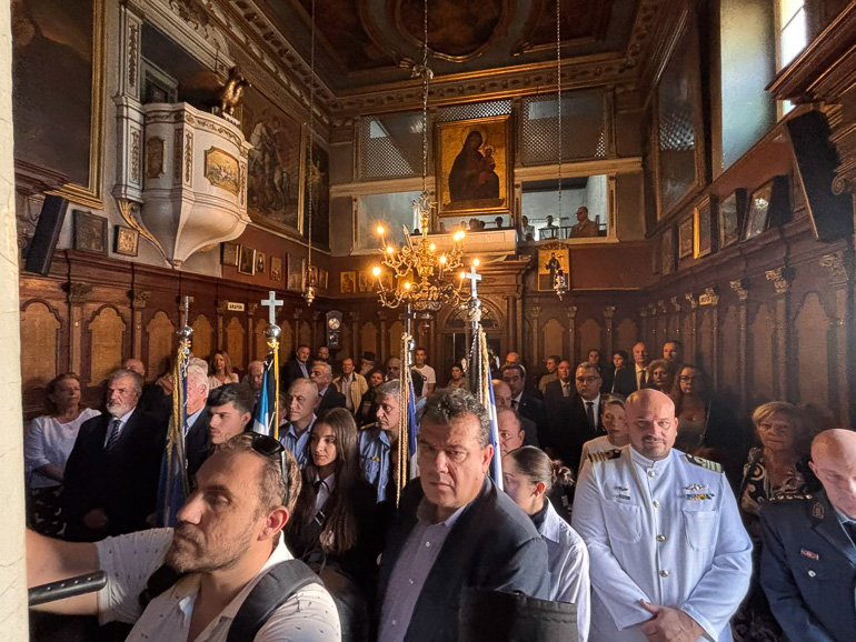 mnimosino kapodistria kerkira 1